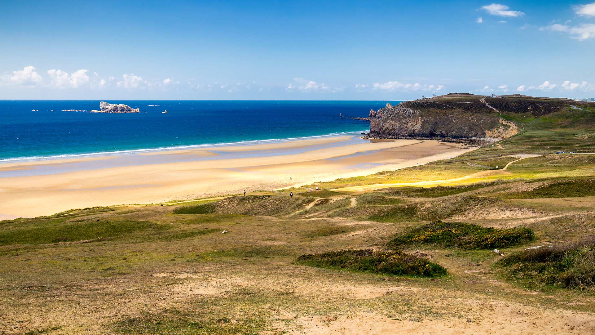 iStock-813449792H Presqu’île de Crozon, parc naturel d’Armorique (Bretagne, France)